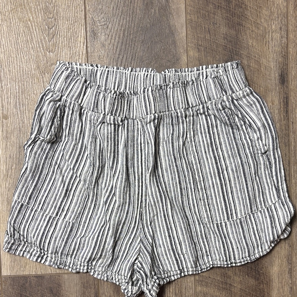 Time and Tru Black and White Striped High Waist Shorts